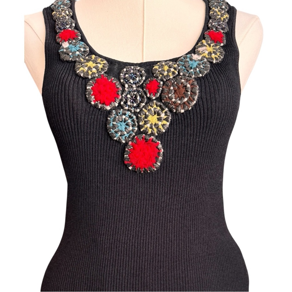 Katherine Malandrino Black Tank Top With A Multiple Colored Necklace-Like Sz S
